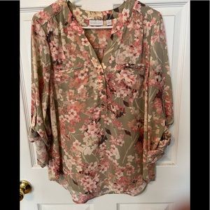 Floral roll sleeve dress top